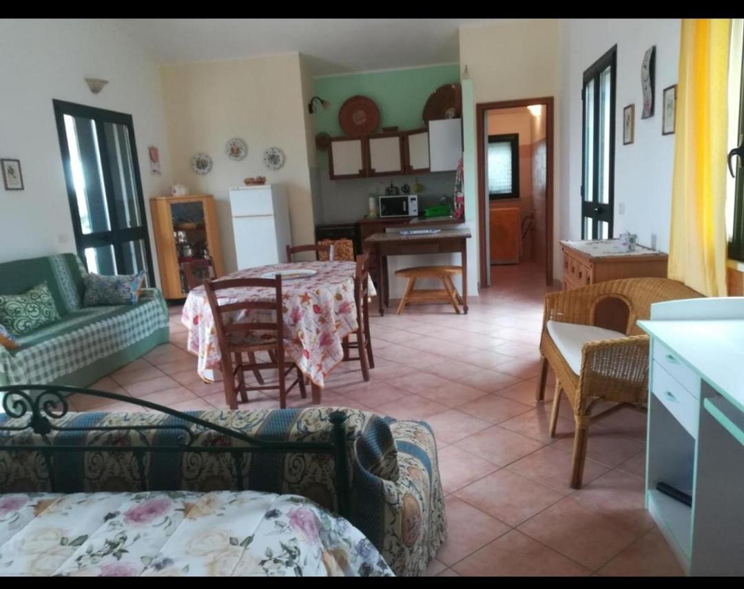 L'Oasi Vila SantʼAntìoco Quarto foto